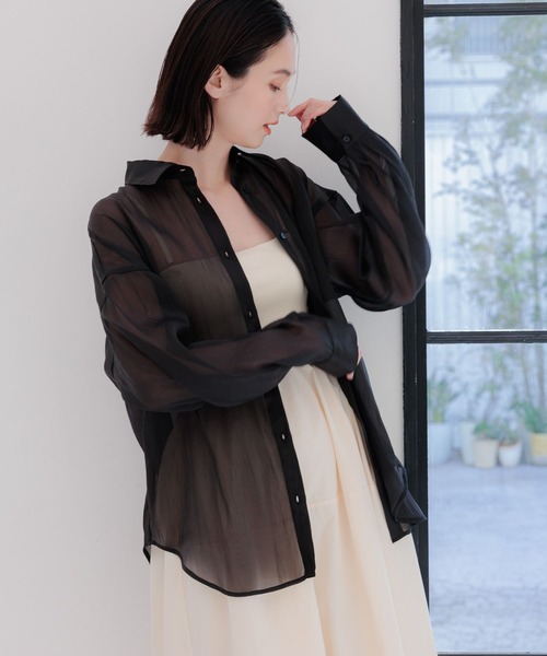 LAKOLE(ラコレ)の「オーガンジーシアーシャツ / 111119(シャツ/ブラウス・レディース・ブラック/ライトブルー/コーラル/オフホワイト・MEDIUM/SMALL)」の9枚目の写真