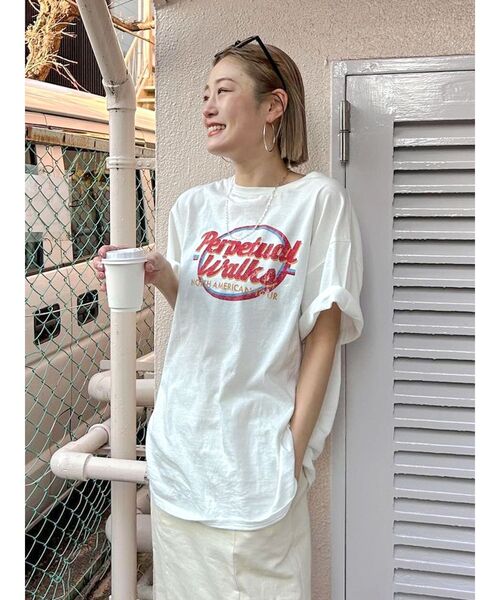 Ungrid(アングリッド)の「ツアーロゴルーズTee(Tシャツ/カットソー・レディース・オフホワイト/チャコールグレー/オレンジ/パープル/グリーン・FREE)」の19枚目の写真