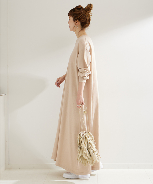 B.C STOCK（ベーセーストック）の「ナシジカットワンピース（ワンピース・レディース・ベージュ/ブラック・FREE）」の18枚目の写真