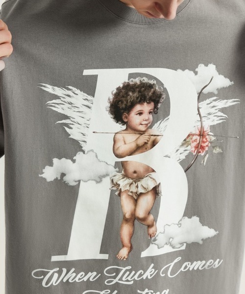 Tシャツ オーバーサイズ キューピッドグラフィックプリントTシャツ（T