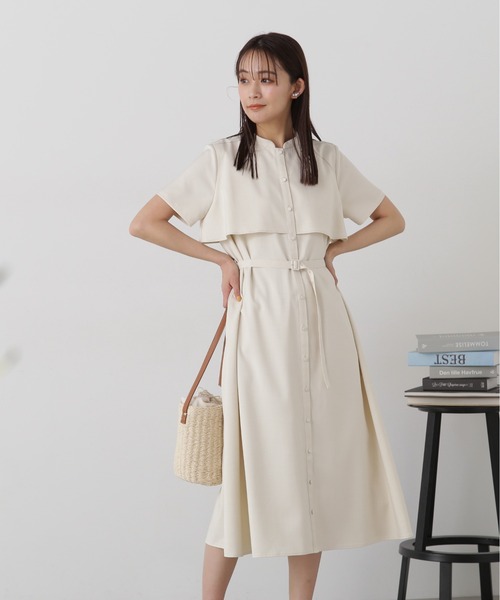 N.(N. Natural Beauty Basic)(エヌエヌナチュラルビューティーベーシック)の「◆ベルト付ケープディティールワンピース(ワンピース・レディース・オフホワイト/グレー/ブルー・MEDIUM)」の9枚目の写真