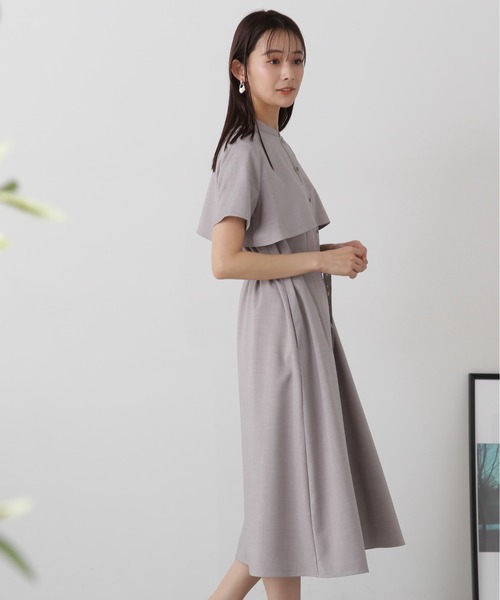 N.(N. Natural Beauty Basic)(エヌエヌナチュラルビューティーベーシック)の「◆ベルト付ケープディティールワンピース(ワンピース・レディース・オフホワイト/グレー/ブルー・MEDIUM)」の11枚目の写真
