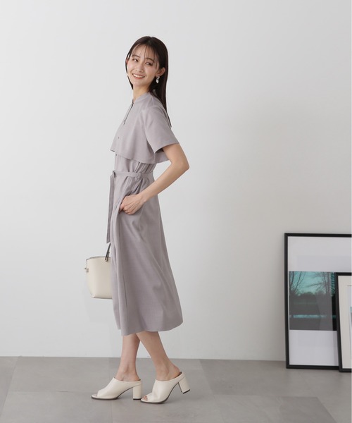 N.(N. Natural Beauty Basic)(エヌエヌナチュラルビューティーベーシック)の「◆ベルト付ケープディティールワンピース(ワンピース・レディース・オフホワイト/グレー/ブルー・MEDIUM)」の14枚目の写真