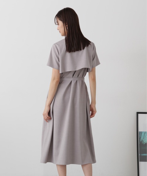 N.(N. Natural Beauty Basic)(エヌエヌナチュラルビューティーベーシック)の「◆ベルト付ケープディティールワンピース(ワンピース・レディース・オフホワイト/グレー/ブルー・MEDIUM)」の18枚目の写真