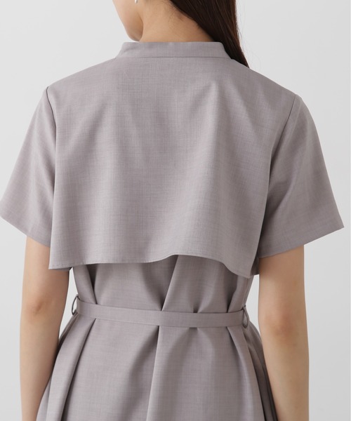 N.(N. Natural Beauty Basic)(エヌエヌナチュラルビューティーベーシック)の「◆ベルト付ケープディティールワンピース(ワンピース・レディース・オフホワイト/グレー/ブルー・MEDIUM)」の21枚目の写真