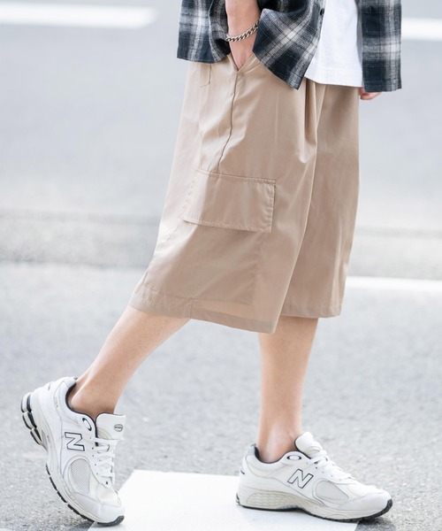 ワンタック ワイドミリタリーカーゴイージーショートパンツ