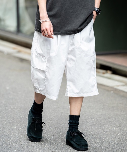 Rocky Monroe(ロッキーモンロー)の「ワンタック ワイドミリタリーカーゴイージーショートパンツ / ハーフパンツ(カーゴパンツ・メンズ・オフホワイト/ベージュ/カーキ/ブラック・XL/L/M)」の7枚目の写真