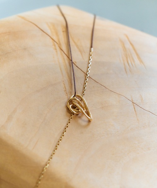 YECCA VECCA（イェッカヴェッカ）の「チェーン×コードラリエット（ネックレス・レディース・シルバー/ゴールド・FREE）」の2枚目の写真