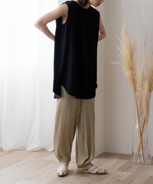 VitaFelice（ヴィータフェリーチェ）の「シャイニードレープ裾絞りパンツ（その他ルームウェア・レディース・ダークオレンジ/チャコール/ベージュ・M/L）」の11枚目の写真