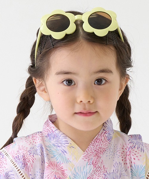 petit main（プティマイン）の「お花サングラス（サングラス・キッズ・ラベンダー/イエロー/ライトピンク・FREE）」の8枚目の写真