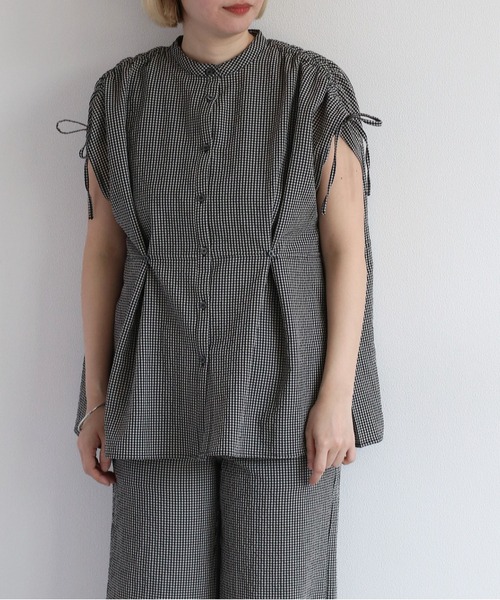 cepo（セポ）の「リサイクルポリサッカー バンドカラーペプラムシャツ＜セットアップ可能＞（シャツ/ブラウス・レディース・ブラック/ブラック×ホワイト/オリーブ・M）」の21枚目の写真