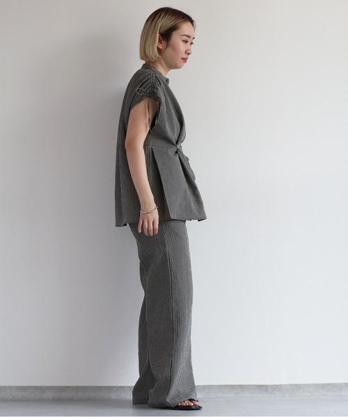 cepo（セポ）の「リサイクルポリサッカー バンドカラーペプラムシャツ＜セットアップ可能＞（シャツ/ブラウス・レディース・ブラック/ブラック×ホワイト/オリーブ・M）」の14枚目の写真