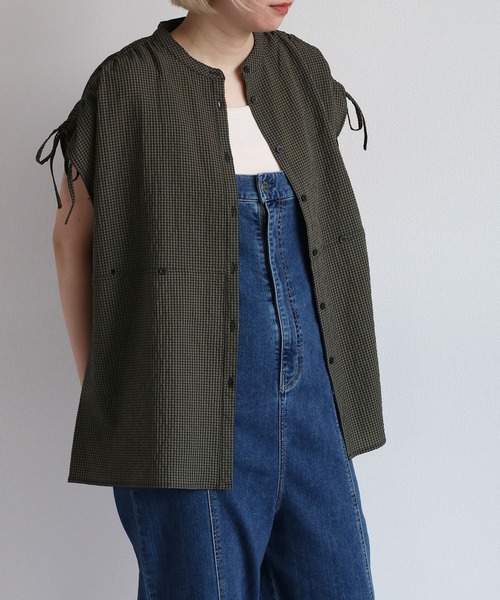 cepo（セポ）の「リサイクルポリサッカー バンドカラーペプラムシャツ＜セットアップ可能＞（シャツ/ブラウス・レディース・ブラック/ブラック×ホワイト/オリーブ・M）」の12枚目の写真