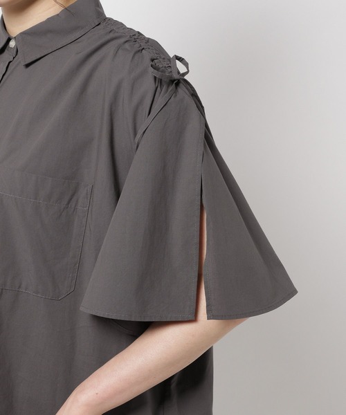 niko and...（ニコアンド）の「マーセシャーリングスリットワンピース（シャツワンピース・レディース・チャコール/イエロー/ブルー・MEDIUM/LARGE）」の20枚目の写真