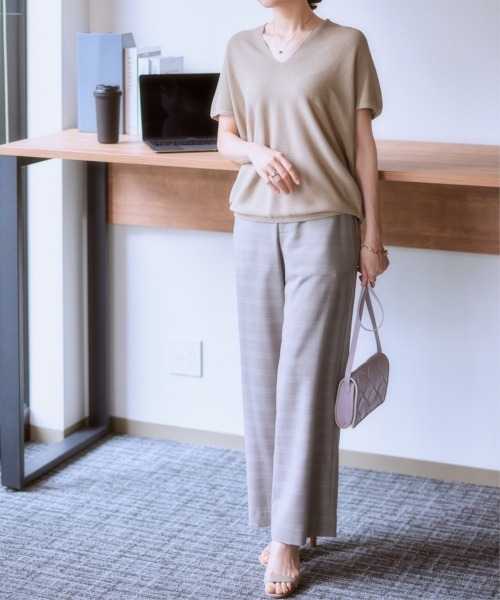 7days Life Styling(セブンデイズライフスタイリング)の「【洗える・ストレッチ】うすカル シャドーチェック柄セミワイドパンツスーツ(ダブルブレストテーラードジャケット+パンツ)(スーツセット・レディース・グレー系/ネイビー系・LL/3L/S/M/L)」の17枚目の写真