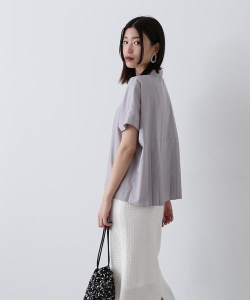 N.(N. Natural Beauty Basic)(エヌエヌナチュラルビューティーベーシック)の「◆バックプリーツバンドカラーシャツ(シャツ/ブラウス・レディース・オフホワイト/グレー/ブルー・MEDIUM)」の18枚目の写真