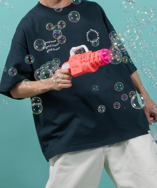 Perushu（ペルーシュ）の「Perushu × fruit of the loom コラボTシャツ（Tシャツ/カットソー・メンズ・ネイビー/オフホワイト・MEDIUM/LARGE）」の4枚目の写真