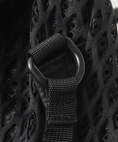 Snow Peak（スノーピーク）の「SNOWPEAK / スノーピーク Double Face Mesh Shoulder Bag（ショルダーバッグ・メンズ・ブラック・FREE）」の12枚目の写真
