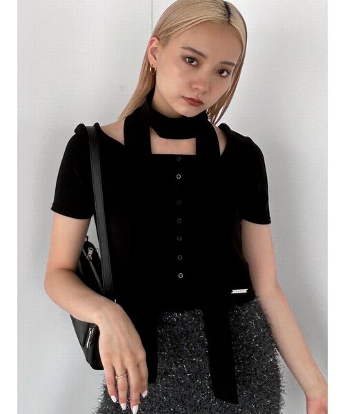 EMODA（エモダ）の「スリムタイボタントップ（Tシャツ/カットソー・レディース・ホワイト/ブラウン/ライム/ブラック・FREE）」の2枚目の写真