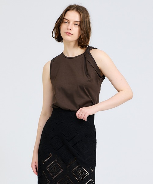 ESTNATION（エストネーション）の「ESTNATION / ハイゲージショルダーツイストトップス（Tシャツ/カットソー・レディース・ブラウン/ライトブルー/ホワイト・FREE）」の3枚目の写真