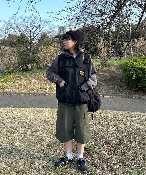 favclo.(ファブクロ)の「2WAYナイロンカーゴパンツ【SET UP着用可能】(カーゴパンツ・レディース・ボルドー/カーキ・FREE)」の18枚目の写真