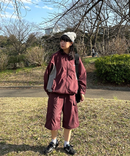 favclo.(ファブクロ)の「2WAYナイロンカーゴパンツ【SET UP着用可能】(カーゴパンツ・レディース・ボルドー/カーキ・FREE)」の5枚目の写真