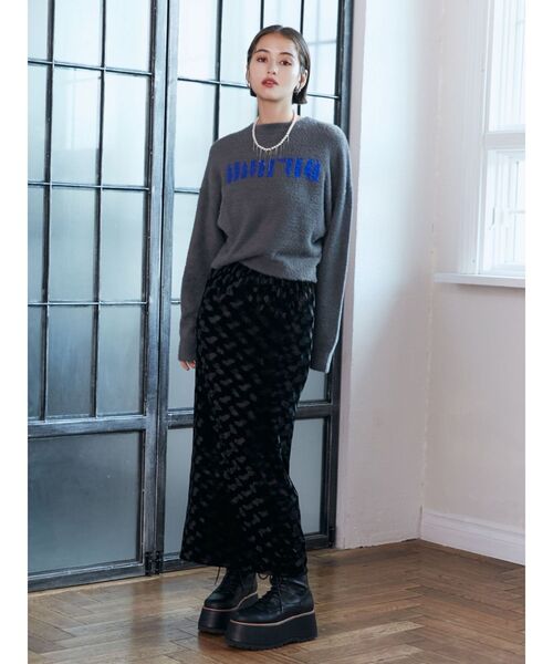 MURUA（ムルーア）の「ペイントベロアナロースカート（スカート・レディース・その他2/ブラック・FREE）」の7枚目の写真