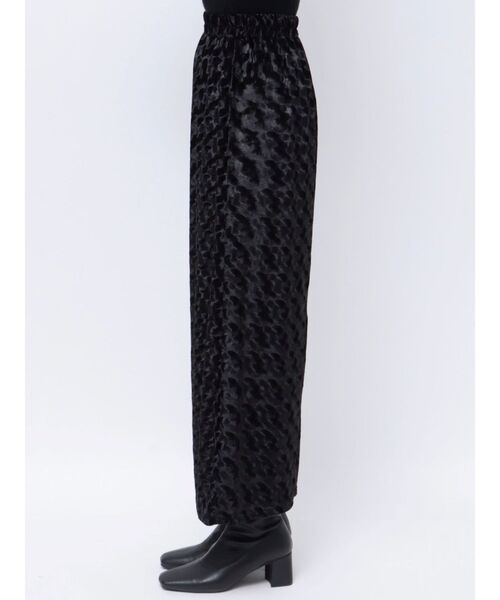 MURUA（ムルーア）の「ペイントベロアナロースカート（スカート・レディース・その他2/ブラック・FREE）」の17枚目の写真