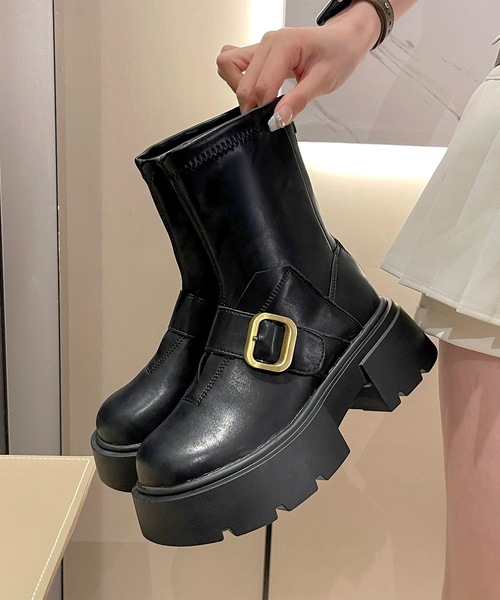 Lace Ladies（レースレディース）の「ベルト付き 厚底 フラット ショート ブーツ（ブーツ・レディース・ブラック/アイボリー・22.5/23/23.5/24/24.5）」の7枚目の写真