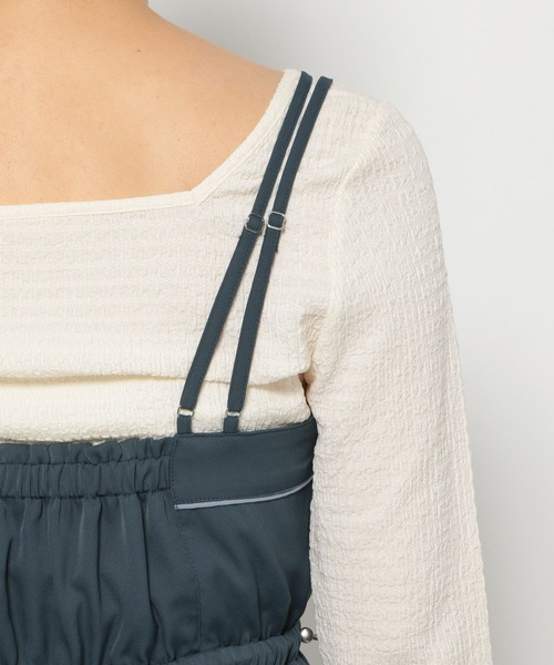 mysty woman(ミスティウーマン)の「パイピングコードキャミワンピース 148915(ワンピース・レディース・グリーン/ベージュ/ブラック・FREE)」の18枚目の写真