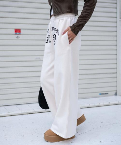 WEGO（ウィゴー）の「WEGO/グラフィック刺繍裏起毛ワイドスウェットパンツ（スウェットパンツ・レディース・アイボリー/ダークグレー・FREE）」の9枚目の写真