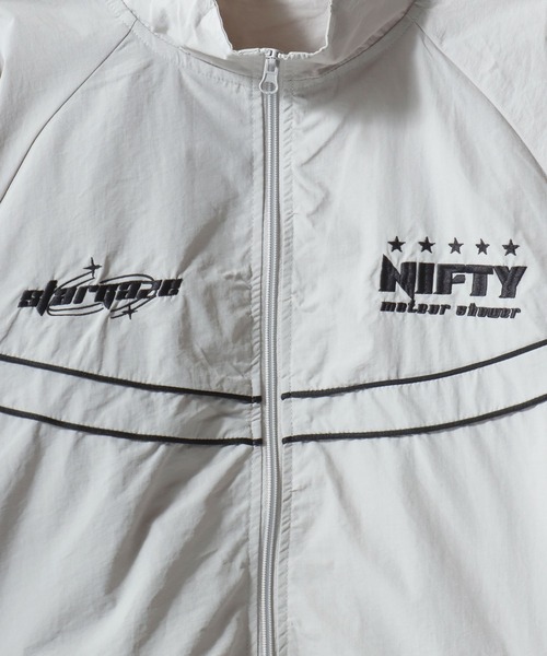 SITRY（シトリー）の「Nylon Track Jacket/オーバーサイズ ユニフォームデザイン ブロークコア 切替 ナイロンジャケット トラックジャケット ブルゾン（ナイロンジャケット・メンズ・チャコール/ネイビー/ブラック/ホワイト/グレー/ブラック系その他/ブルー系その他・M/L）」の13枚目の写真