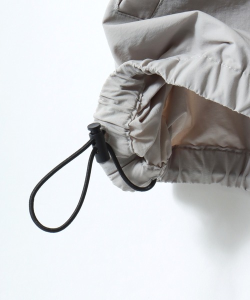 SITRY（シトリー）の「Nylon Track Jacket/オーバーサイズ ユニフォームデザイン ブロークコア 切替 ナイロンジャケット トラックジャケット ブルゾン（ナイロンジャケット・メンズ・チャコール/ネイビー/ブラック/ホワイト/グレー/ブラック系その他/ブルー系その他・M/L）」の20枚目の写真