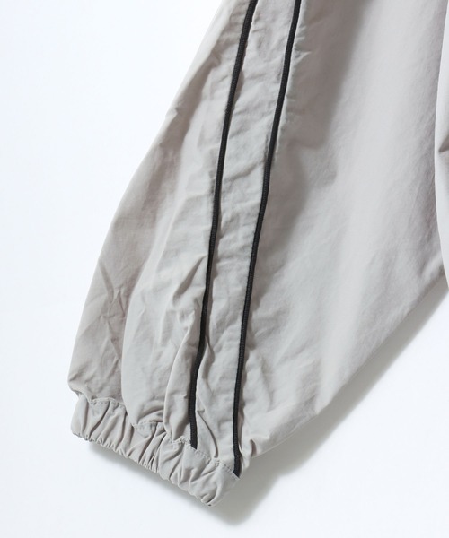 SITRY（シトリー）の「Nylon Track Jacket/オーバーサイズ ユニフォームデザイン ブロークコア 切替 ナイロンジャケット トラックジャケット ブルゾン（ナイロンジャケット・メンズ・チャコール/ネイビー/ブラック/ホワイト/グレー/ブラック系その他/ブルー系その他・M/L）」の18枚目の写真