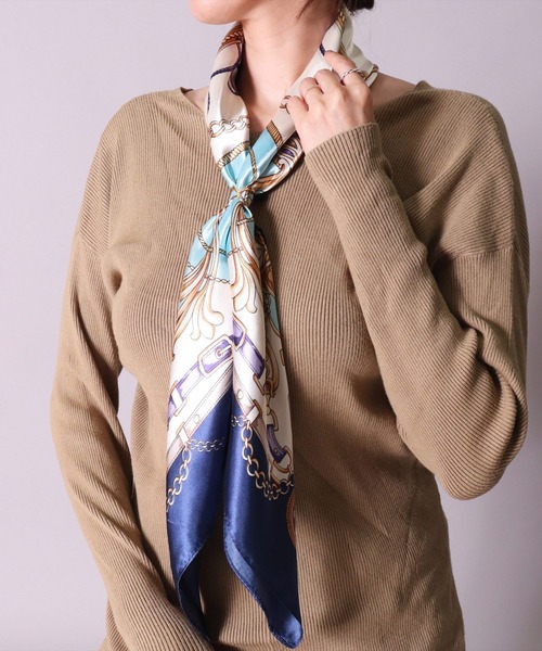 BAYBLO（ベイブロ）の「(SB)【ユニセックス】【リング付き】プリント 大判 スカーフ[90cm×90cm]（バンダナ/スカーフ・レディース・ブルー系/グリーン系/オレンジ系/ネイビー系/レッド系・ONE SIZE）」の16枚目の写真