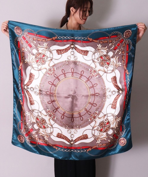 BAYBLO（ベイブロ）の「(SB)【ユニセックス】【リング付き】プリント 大判 スカーフ[90cm×90cm]（バンダナ/スカーフ・レディース・ブルー系/グリーン系/オレンジ系/ネイビー系/レッド系・ONE SIZE）」の19枚目の写真