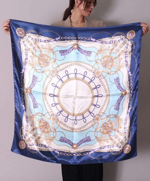 BAYBLO（ベイブロ）の「(SB)【ユニセックス】【リング付き】プリント 大判 スカーフ[90cm×90cm]（バンダナ/スカーフ・レディース・ブルー系/グリーン系/オレンジ系/ネイビー系/レッド系・ONE SIZE）」の21枚目の写真