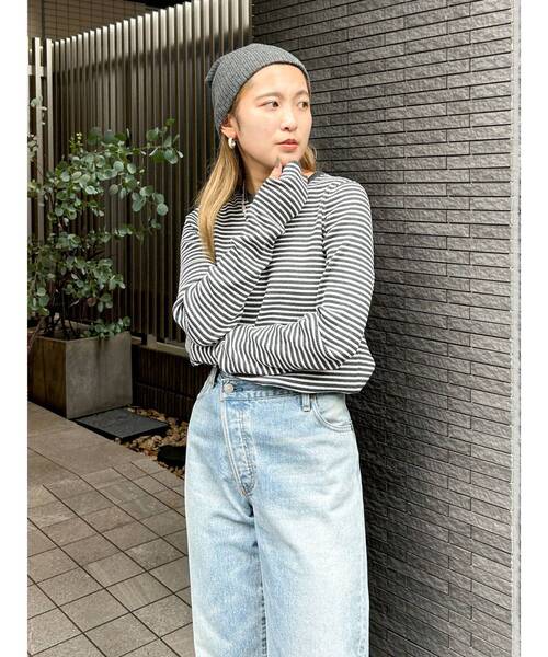 Ungrid（アングリッド）の「【WEB限定】ボーダークルーネックニット（ニット/セーター・レディース・ブラウン/グリーン/オフホワイト/ブルー・FREE）」の2枚目の写真