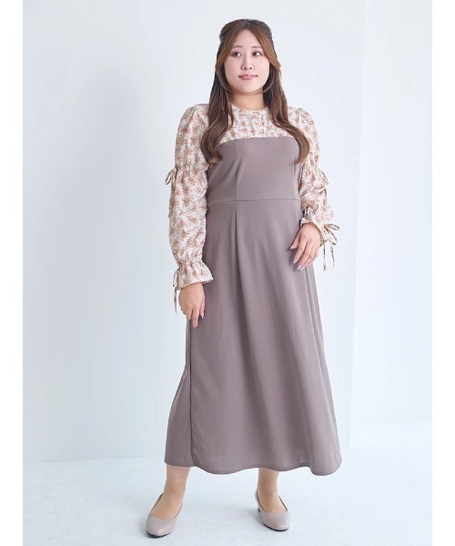 Re-J&SUPURE(リジェイアンドスプル)の「【大きいサイズ】小花柄ドッキングワンピース(ワンピース・レディース・ブラウン/ブラック/ベージュ・X-LARGE/XX-LARGE/XXX-LARGE)」の2枚目の写真
