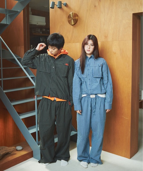 common gull products.（コモンガルプロダクツ）の「四角いシャツ（シャツ/ブラウス・レディース・ブラック/ブルー/ホワイト/パープル・MEDIUM/LARGE）」の6枚目の写真