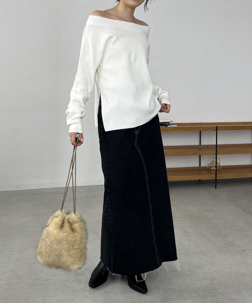 CAPRICIEUX LE'MAGE(カプリシューレマージュ)の「アシメスリットボートネックニット(ニット/セーター・レディース・ホワイト/ベージュ/ブラック・FREE)」の9枚目の写真