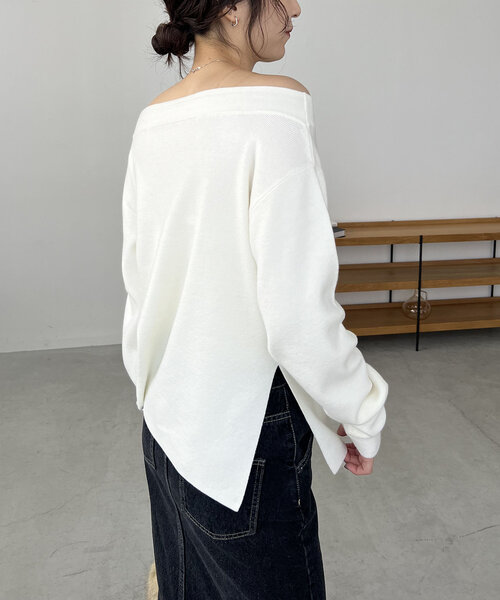 CAPRICIEUX LE'MAGE(カプリシューレマージュ)の「アシメスリットボートネックニット(ニット/セーター・レディース・ホワイト/ベージュ/ブラック・FREE)」の10枚目の写真