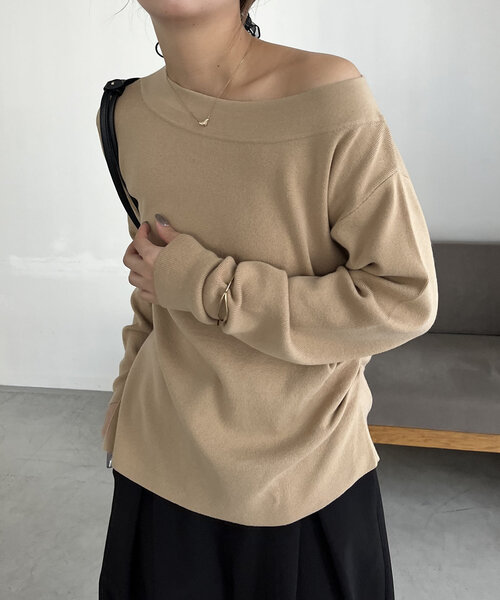 CAPRICIEUX LE'MAGE(カプリシューレマージュ)の「アシメスリットボートネックニット(ニット/セーター・レディース・ホワイト/ベージュ/ブラック・FREE)」の22枚目の写真