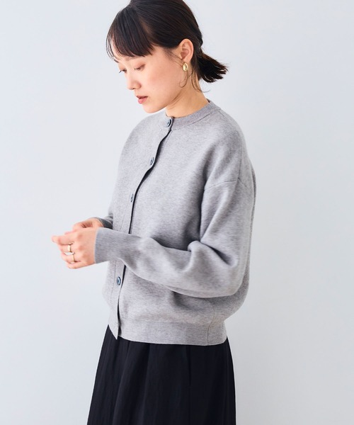 CROSS FUNCTION（クロスファンクション）の「《洗える・タンブル乾燥可》クルーネックニットカーディガン【CROSS FUNCTION/クロスファンクション】（ニット/セーター・レディース・杢グレー/ライトブルー/ブラック/グレイッシュベージュ/レッド/モカ/チャコールグレー・M/LL/L）」の11枚目の写真