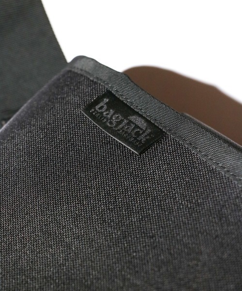 BAGJACK(バッグジャック)の「BAGJACK / バッグジャック KINKY FIDLOCK SLIDER CUSTOM CORDURA FABRIC 1000D キンキー フィドロック コーデュラナイロン メッセンジャーバッグ(メッセンジャーバッグ・メンズ・ブラック・ONE SIZE)」の20枚目の写真
