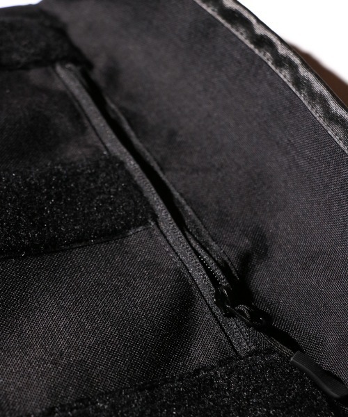 BAGJACK(バッグジャック)の「BAGJACK / バッグジャック KINKY FIDLOCK SLIDER CUSTOM CORDURA FABRIC 1000D キンキー フィドロック コーデュラナイロン メッセンジャーバッグ(メッセンジャーバッグ・メンズ・ブラック・ONE SIZE)」の10枚目の写真