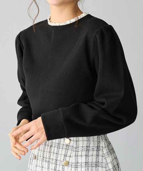 alotta(アロッタ)の「フワぽかテレコ裏ファー衿レースカットソー(Tシャツ/カットソー・レディース・ライトブラウン/ブラック・M/L/LL/3L)」の2枚目の写真