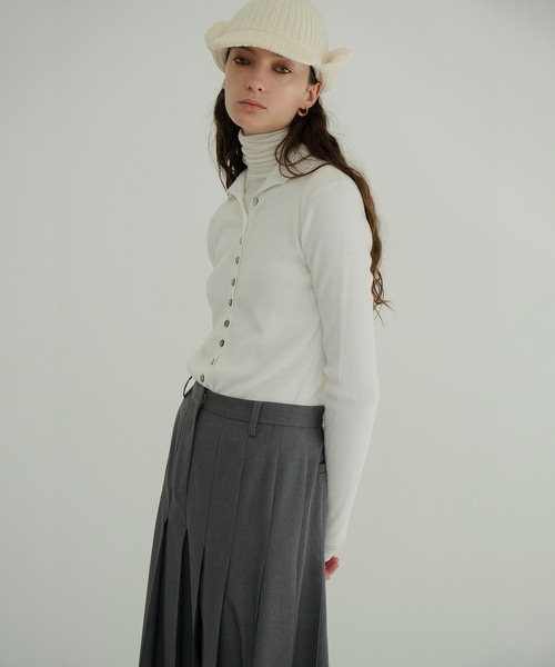 CLANE（クラネ）の「W FACE BUTTON KNIT TOPS（ニット/セーター・レディース・ブラック/グリーン/ホワイト・1/2）」の15枚目の写真