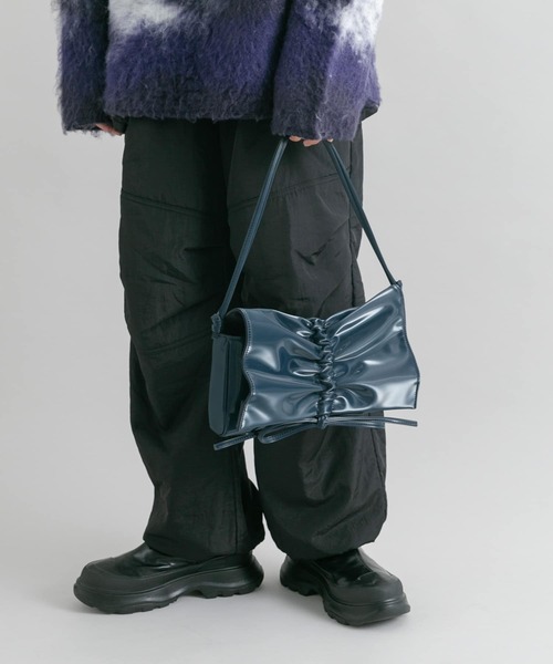 KBF（ケイビーエフ）の「リボンギャザーBAG（ショルダーバッグ・レディース・ネイビー/ベージュ/シルバー・ONE）」の13枚目の写真