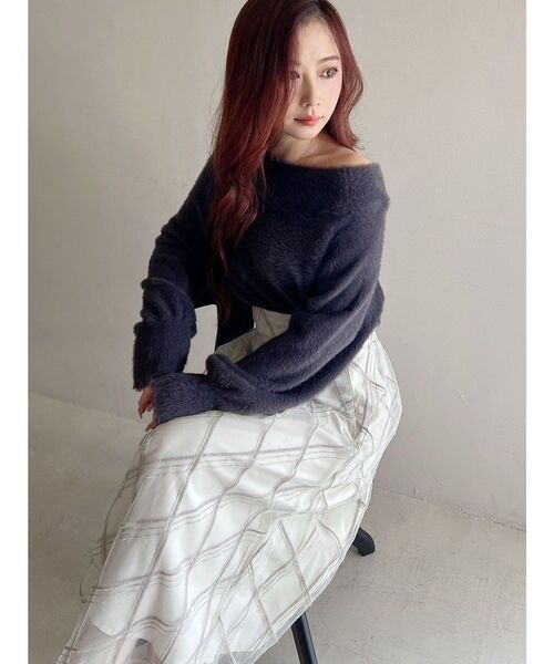 MERCURYDUO（マーキュリーデュオ）の「オフショルミニシャギーふわふわニット（ニット/セーター・レディース・グレー/アイボリー/レッド・FREE）」の15枚目の写真